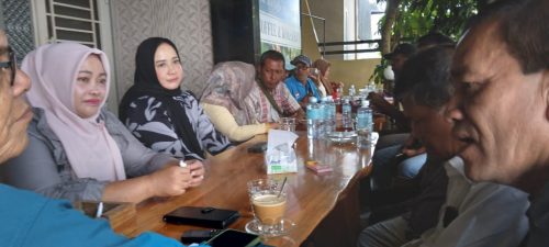 Darwati A.Gani Silahtuhrahmi Bersama Wartawan Bireuen
